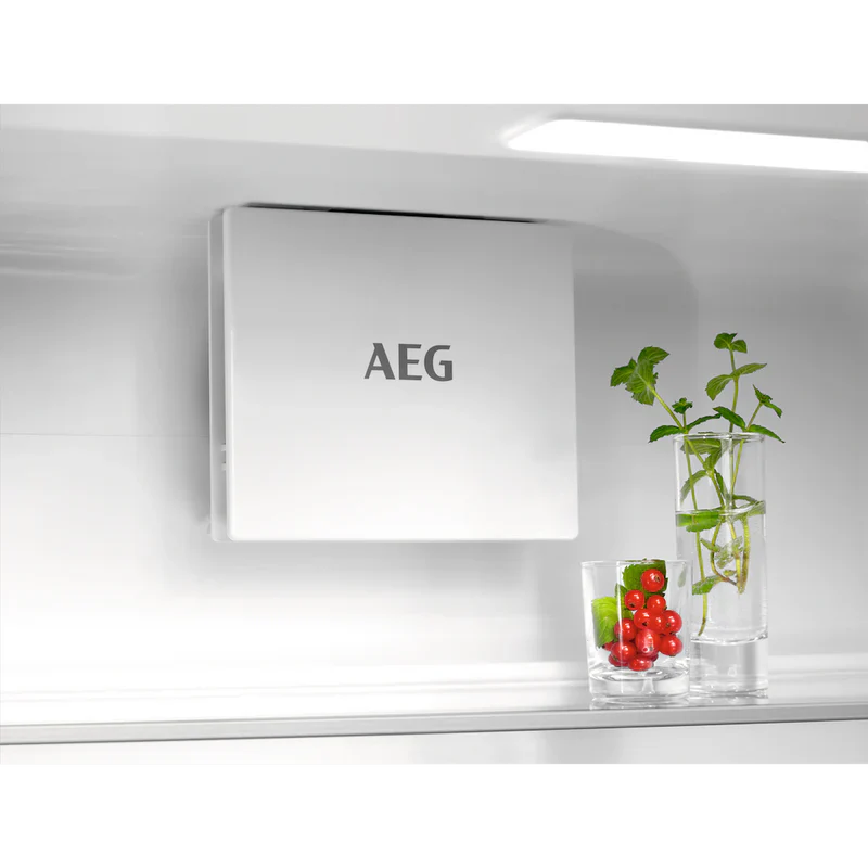 AEG NSC7G751ES - Integrated 70/30 Frost Free Fridge Freezer - E energy - Image 5