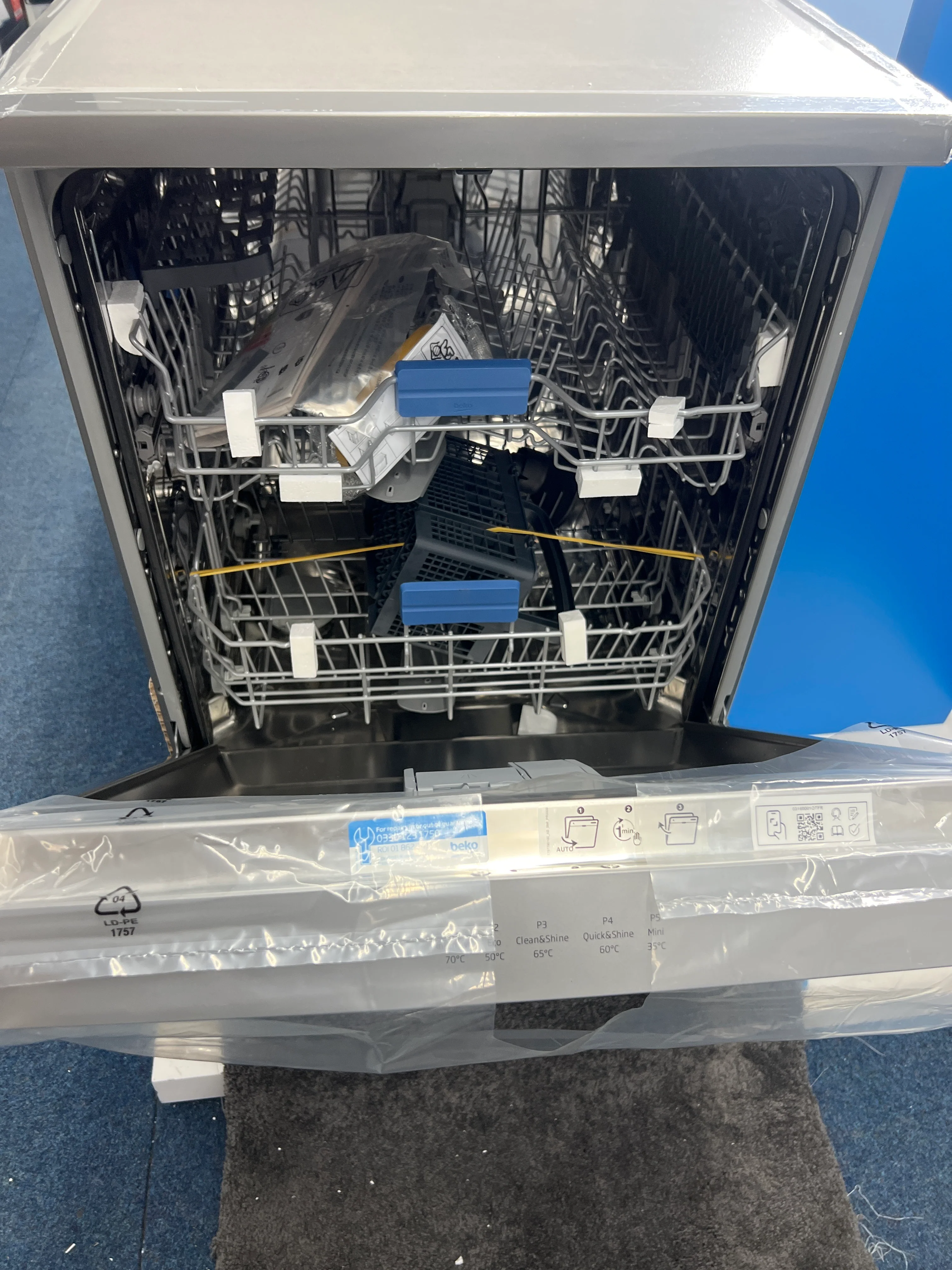Beko BDFN15420X - Freestanding Full Size Dishwasher with HygieneIntense - E energy - Unboxed - Image 2