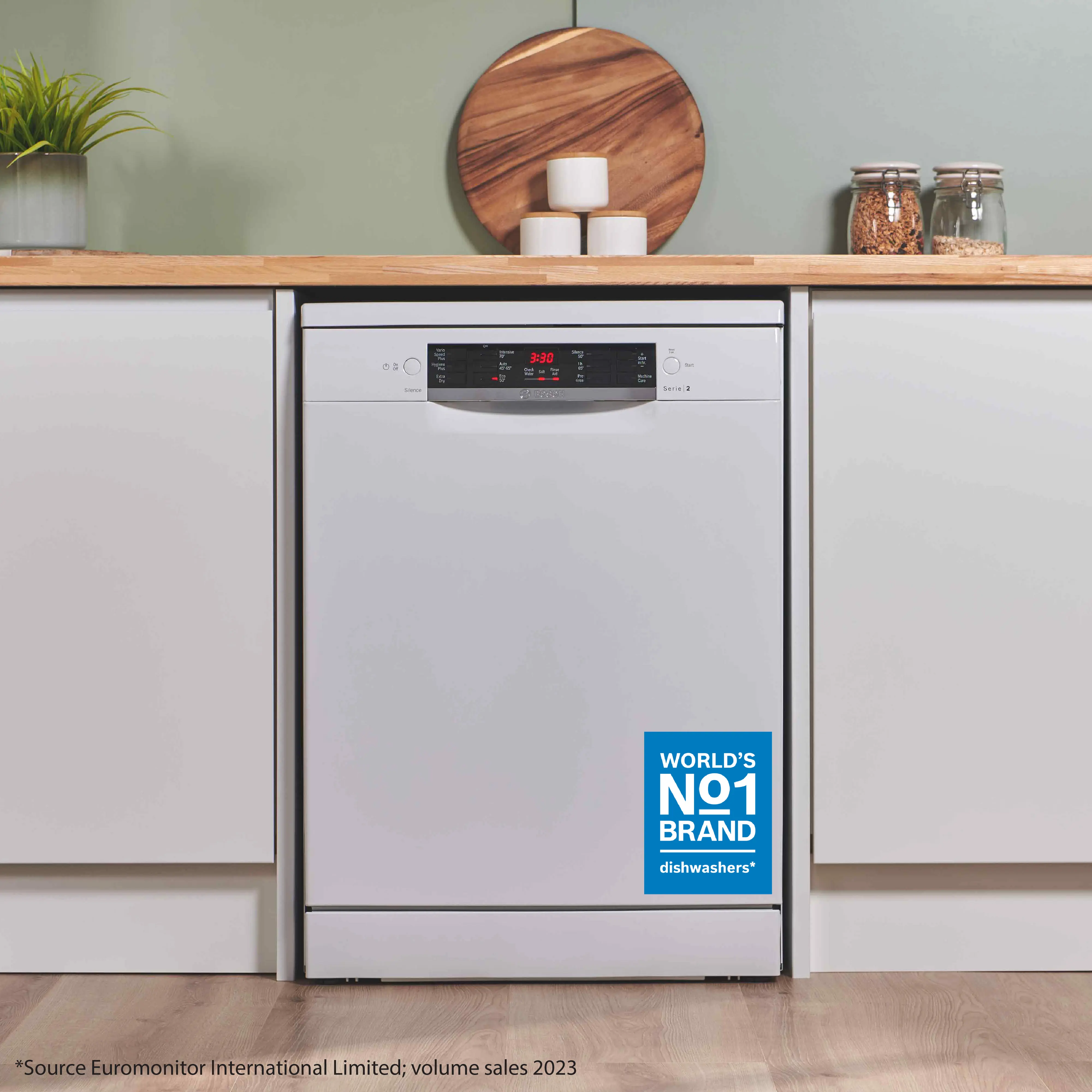 Bosch Series 2 SMS26AW08G Freestanding Dishwasher 60cm White E energy - Image 3