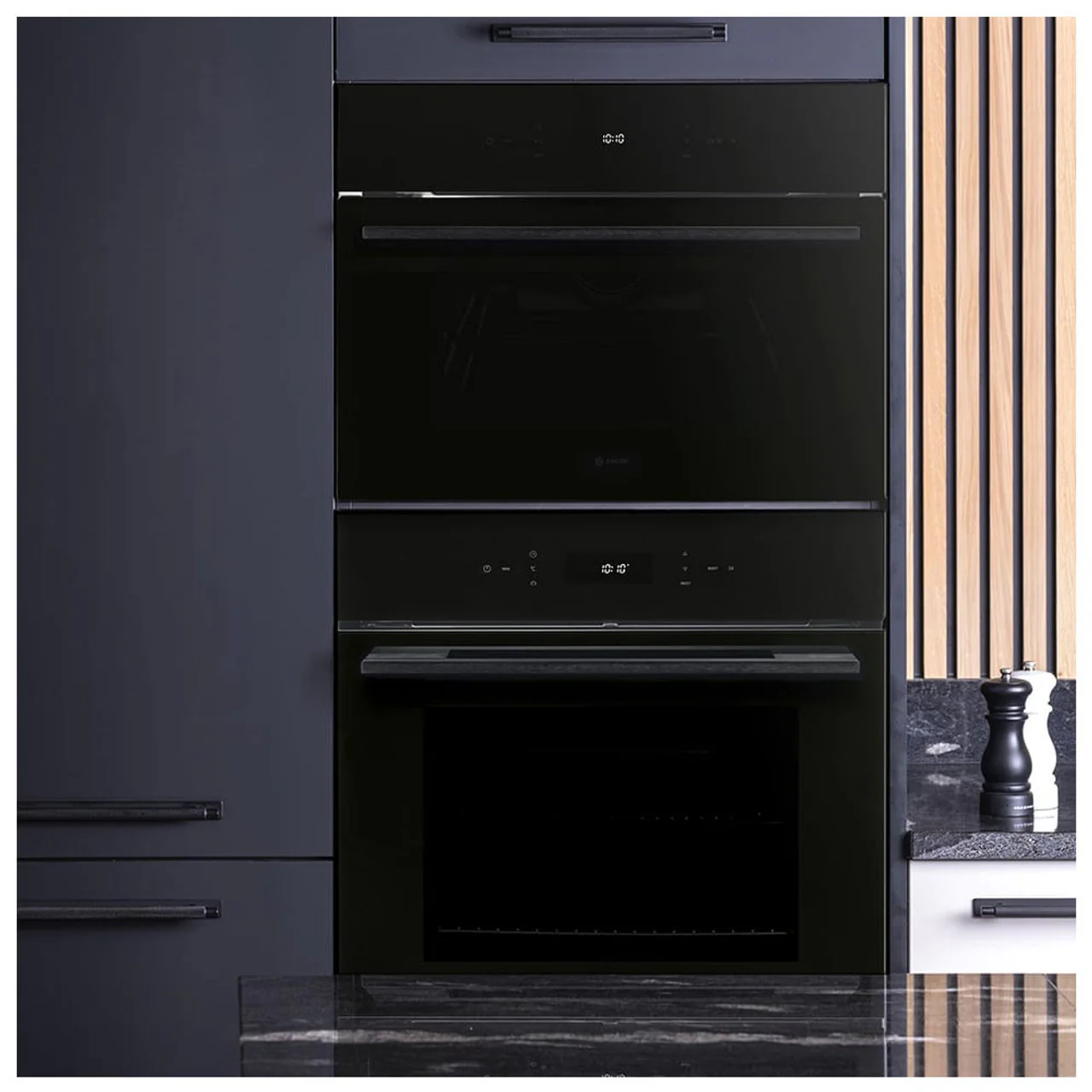 Caple CM108BG - Black Glass 40L Built In Microwave - 1000W - Image 2