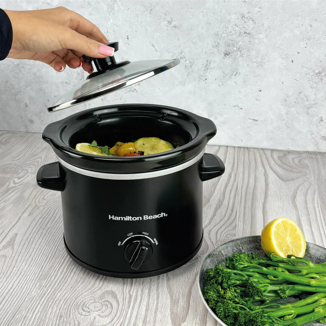 Hamilton Beach HBSC020B - Black 1.8L Slow Cooker - 3 Settings - Energy Efficient - Image 3