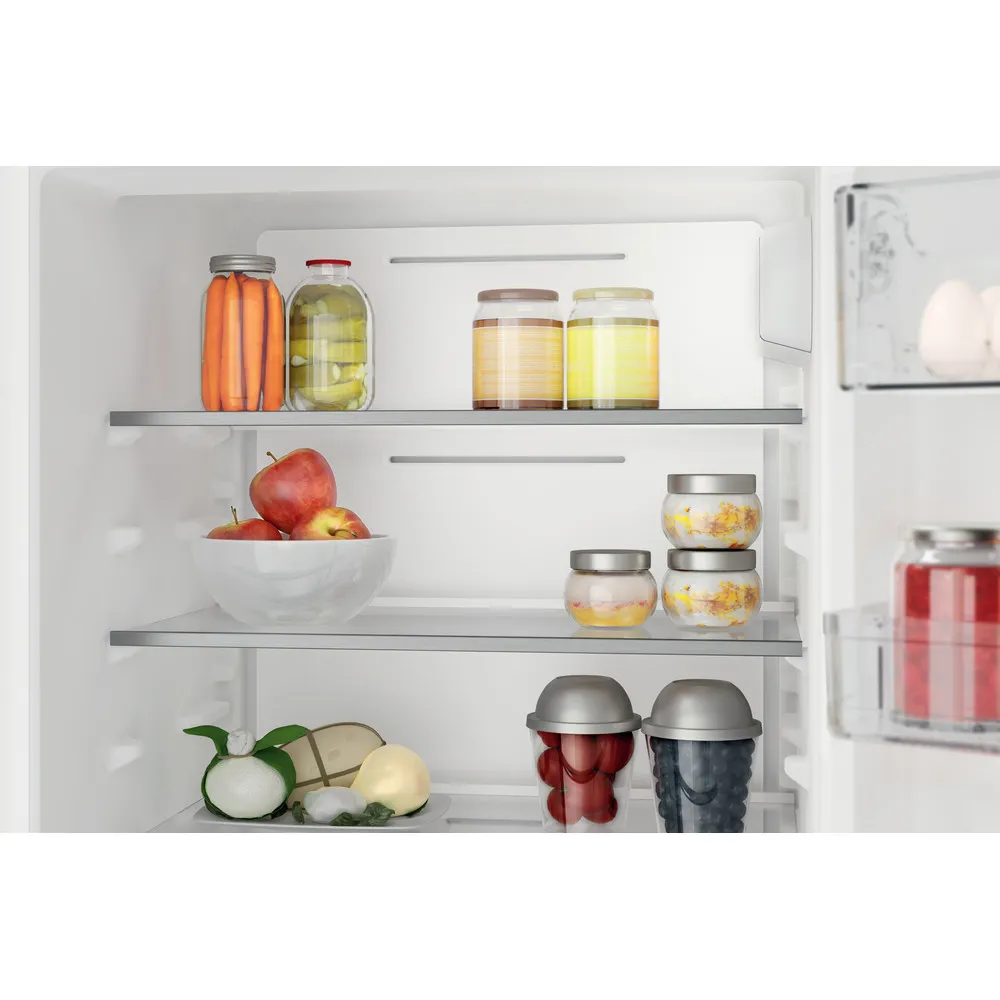 Hotpoint HTC18 T112 UK - White Integrated 70/30 Frost Free Fridge Freezer - E energy - Image 6