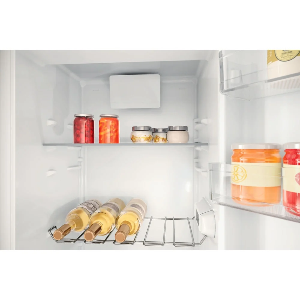 Hotpoint HTSD18A011A1 - White Integrated Fridge - 280L - E Energy Rating - Image 5