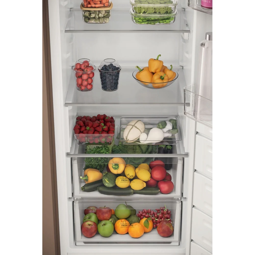 Hotpoint HTSD18A011A1 - White Integrated Fridge - 280L - E Energy Rating - Image 6