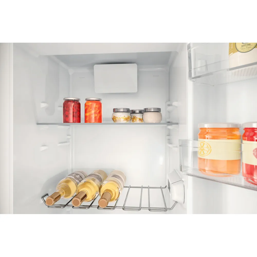 Hotpoint HTSD18A011A1 - White Integrated Fridge - 280L - E Energy Rating - Image 9