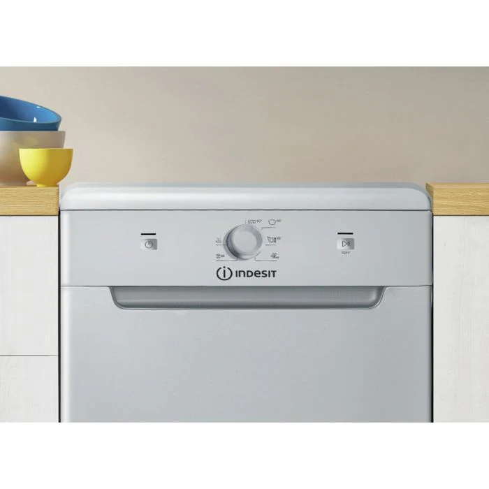 Indesit DF9E 1B10 S UK - Silver Freestanding Dishwasher - F energy - Image 3
