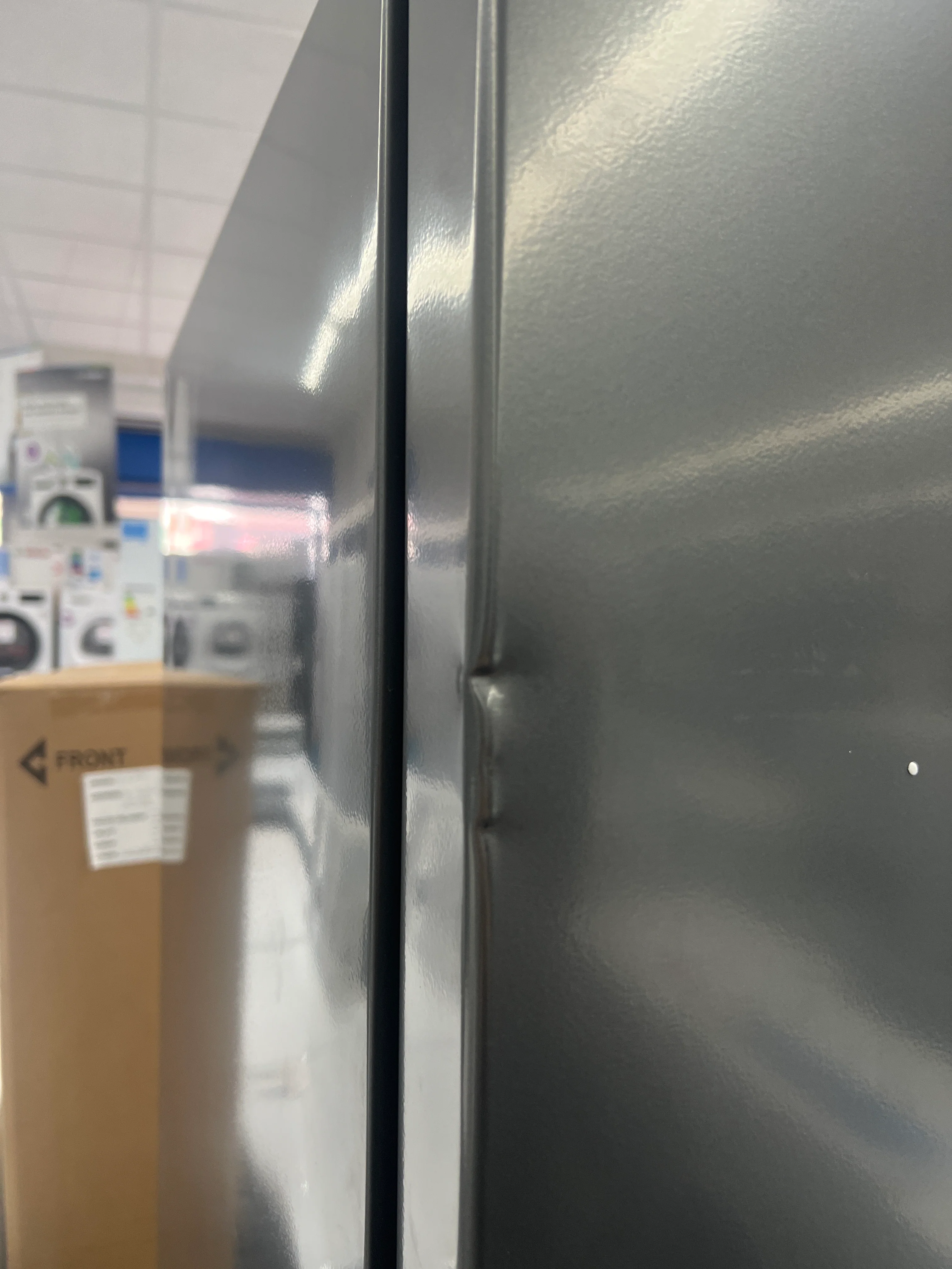 Indesit INK 21411 G4UK - Silver Fridge Freezer - 301L Total No Frost - E Rated - Unboxed - Image 3