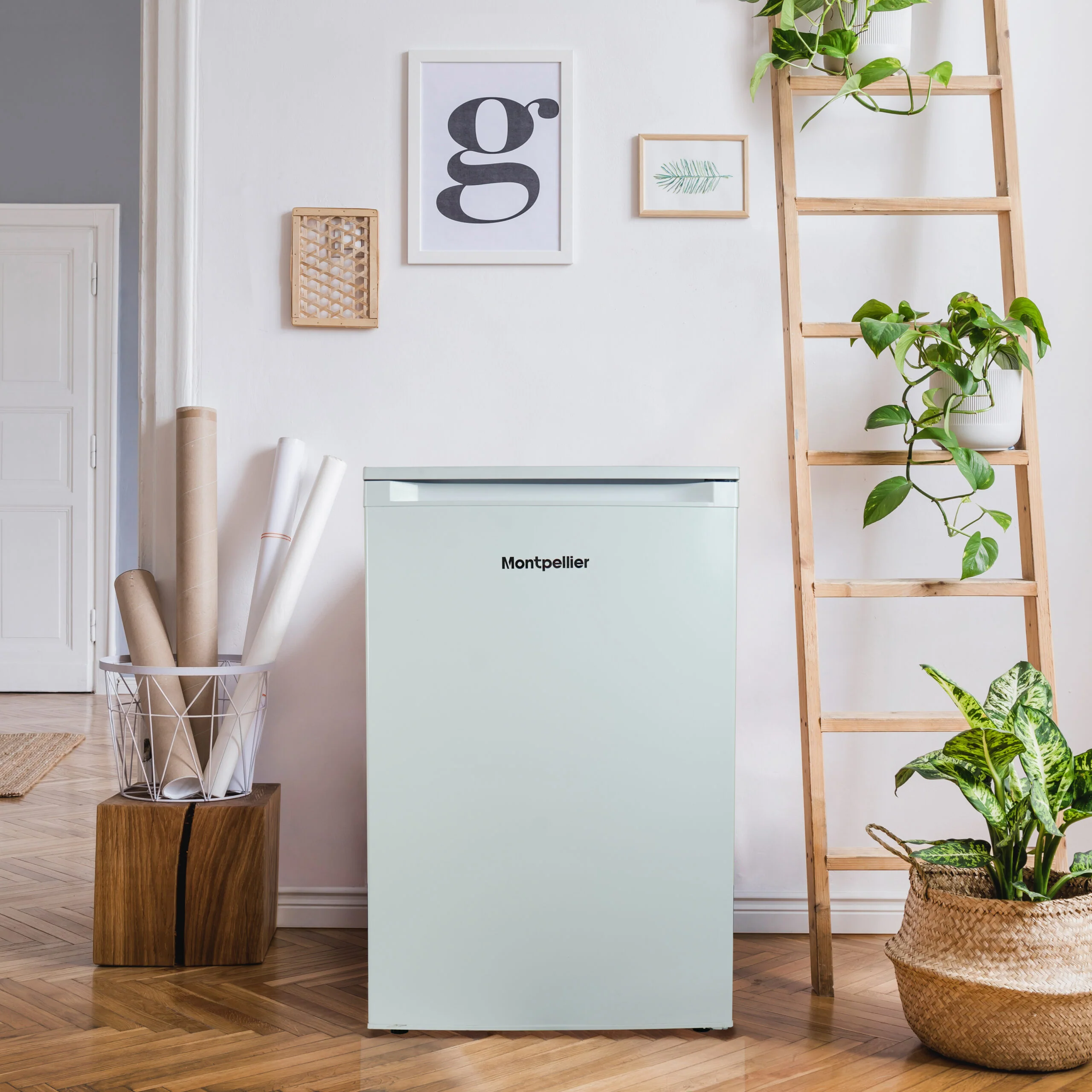 Montpellier MDAUCFZ60W - White Under Counter Freezer - 98L - E Energy - Image 3