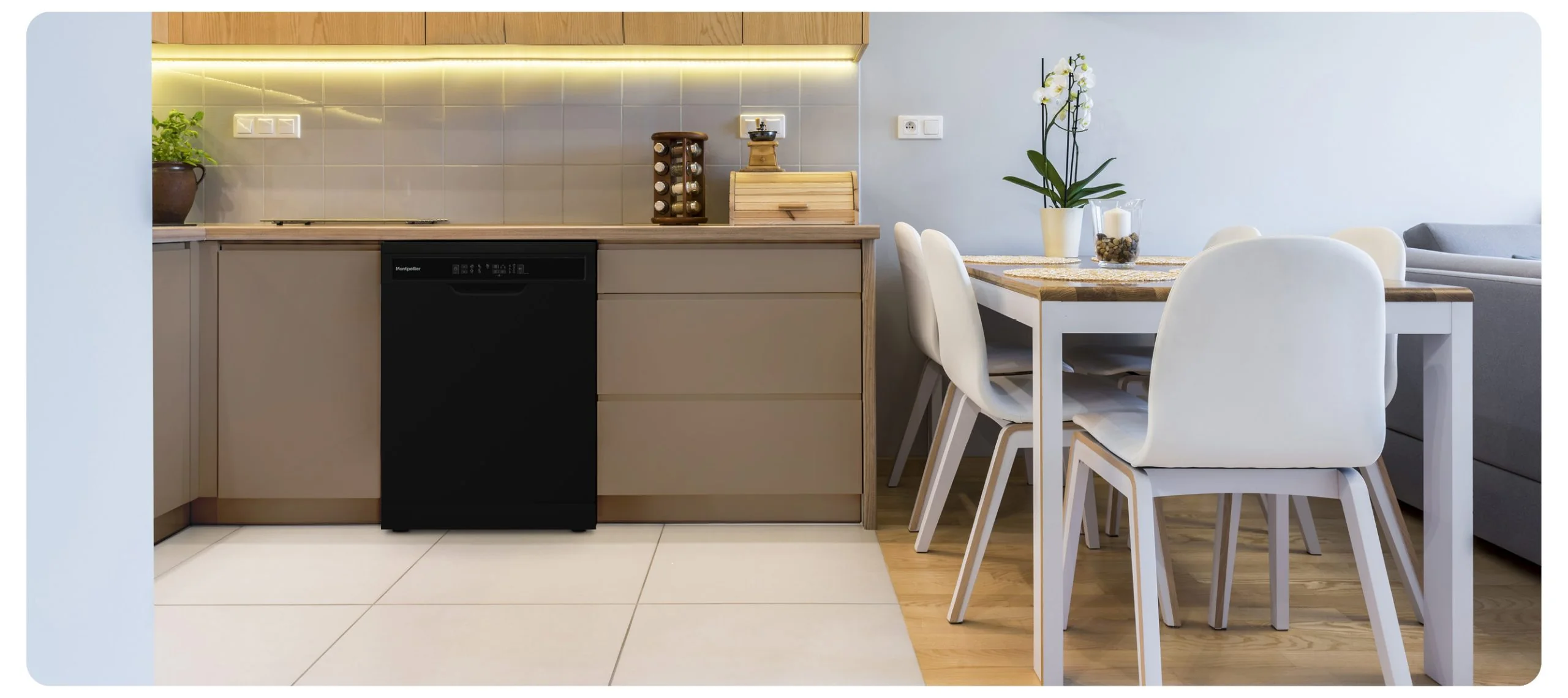 Montpellier MDWD1354K - Black 13 Place Setting Dishwasher - Freestanding - D Energy Rating - Image 4