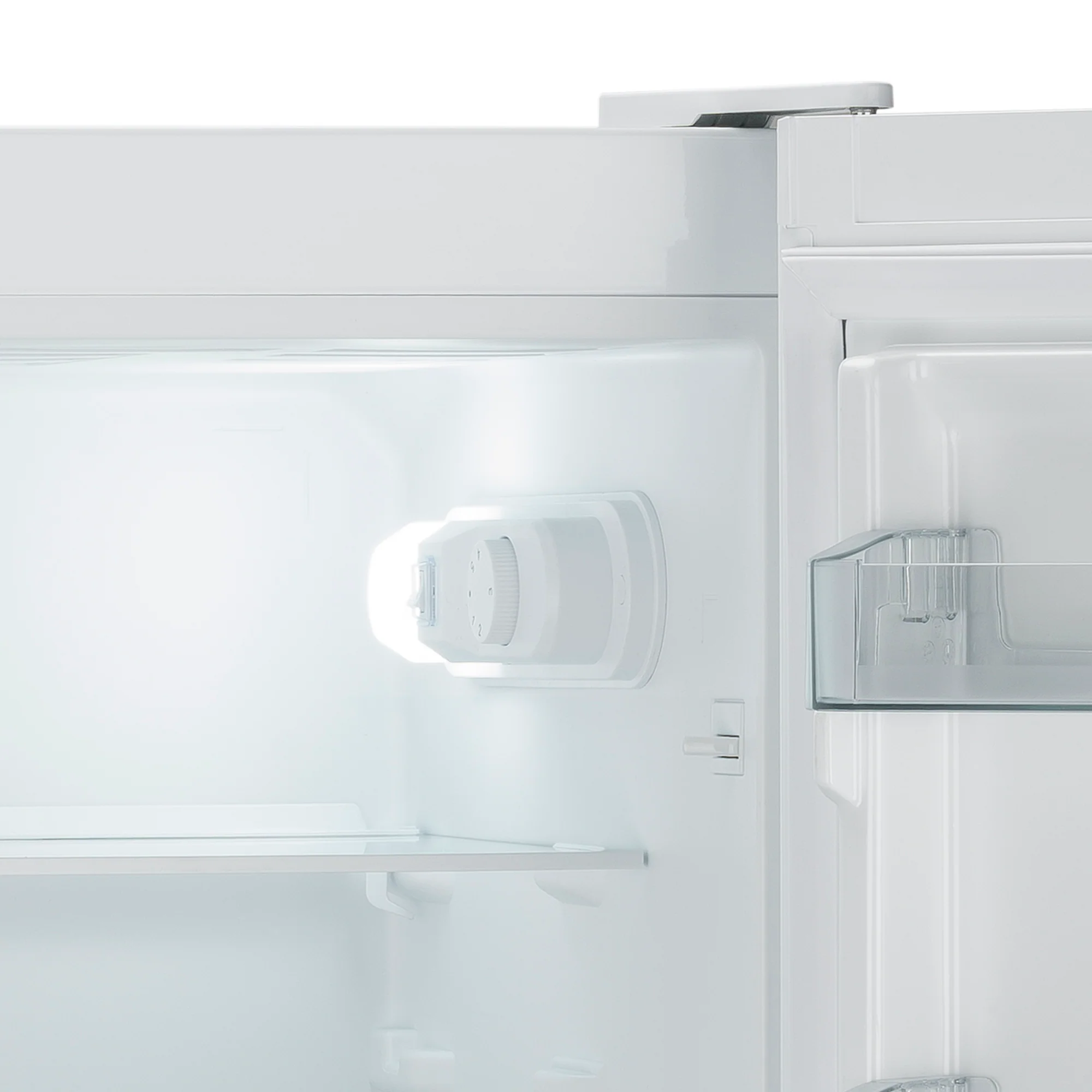 Montpellier MS155EW - White Low Frost Fridge Freezer - 230L Capacity - E Energy Rating - Image 6