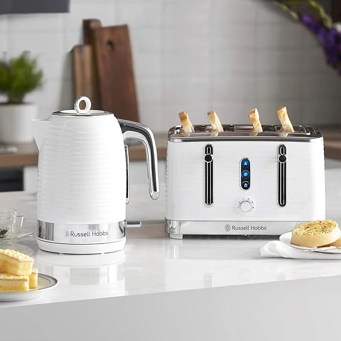Russell Hobbs 24380 - White 4 Slice Toaster - Extra Wide Slots - 6 Browning Levels - Image 4