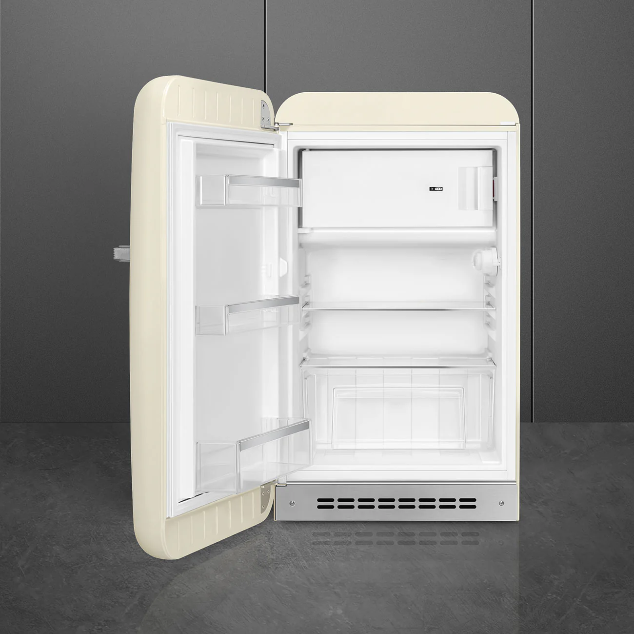 Smeg FAB10LCR6 - Cream Fridge - 122L - D Energy Rating - Image 2