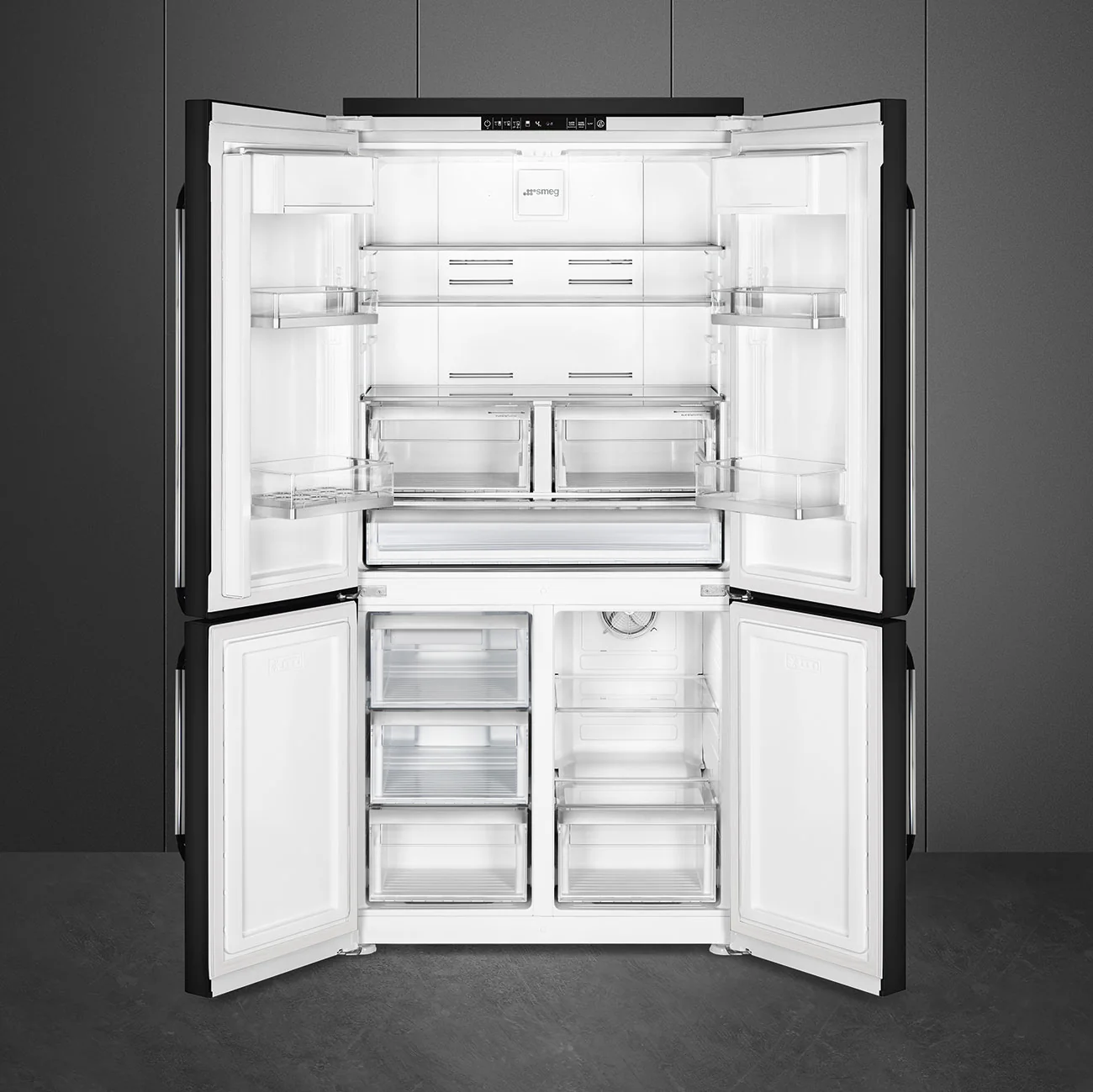 Smeg FQ960BL6 - Black American Fridge Freezer - Side-by-Side 572L - E Energy Rating - Image 2